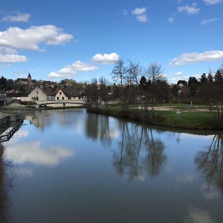 Les Lodges Du Canal Vue Sur Le Canal Rogny Ngoại thất bức ảnh