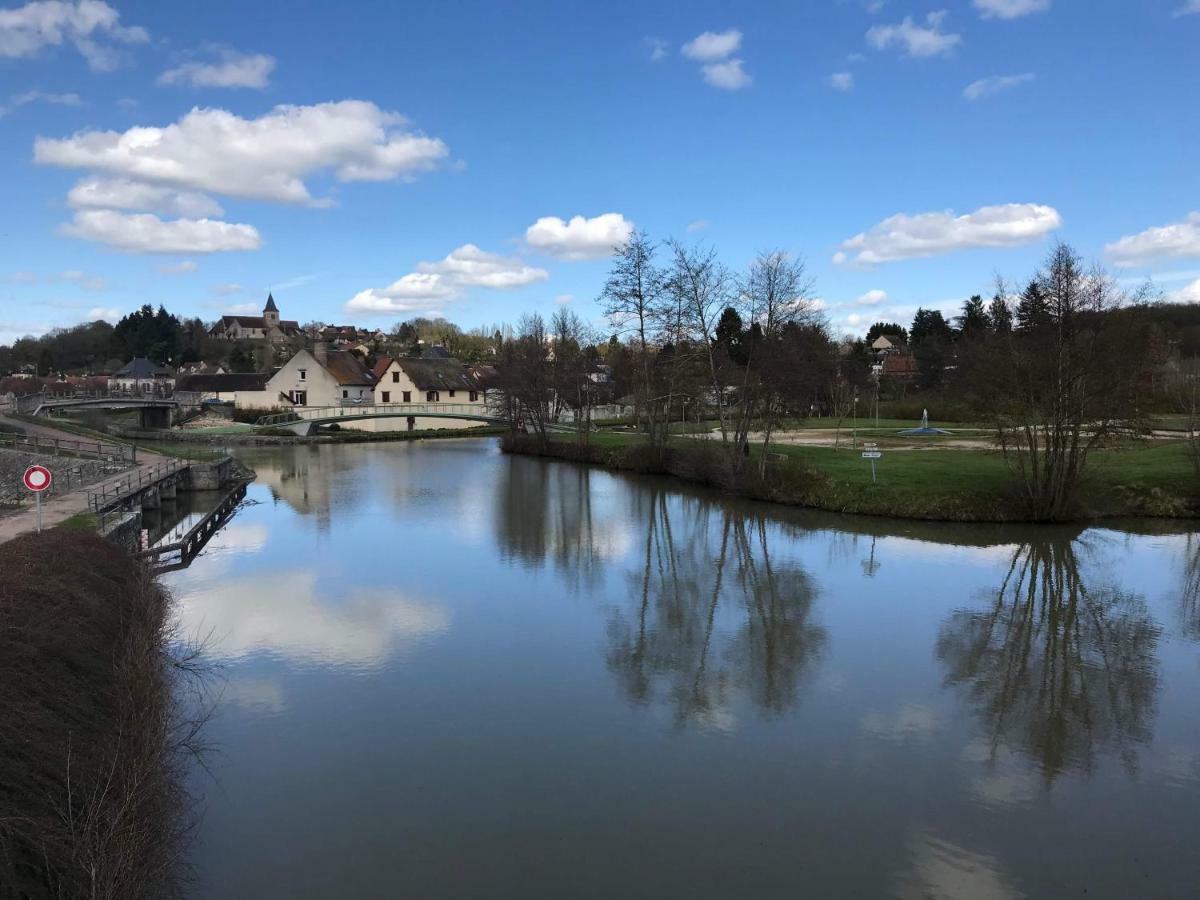 Les Lodges Du Canal Vue Sur Le Canal Rogny Ngoại thất bức ảnh