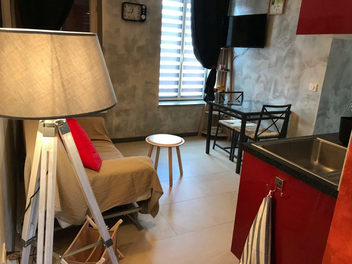 Les Lodges Du Canal Vue Sur Le Canal Rogny Ngoại thất bức ảnh